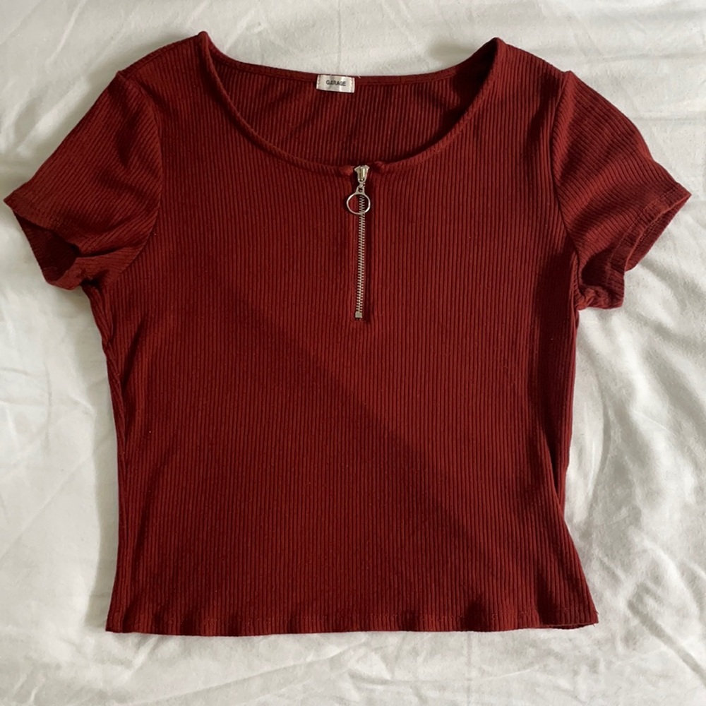 Rust, ribbed crop top with zipper
